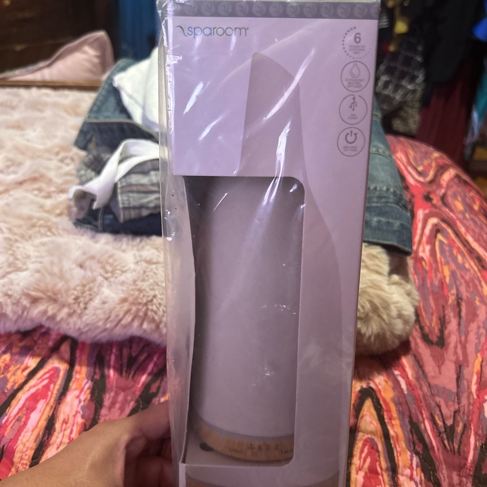 White Aromatherapy Diffuser